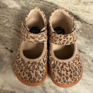 Leopard Livie and Luca Rushe